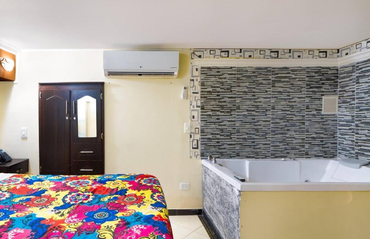 מדיין Apartamentos En El Poblado מראה חיצוני תמונה
